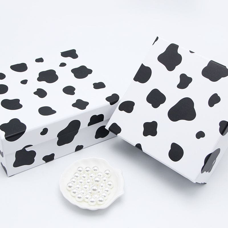 Spotted cow gift box wrapping paper
